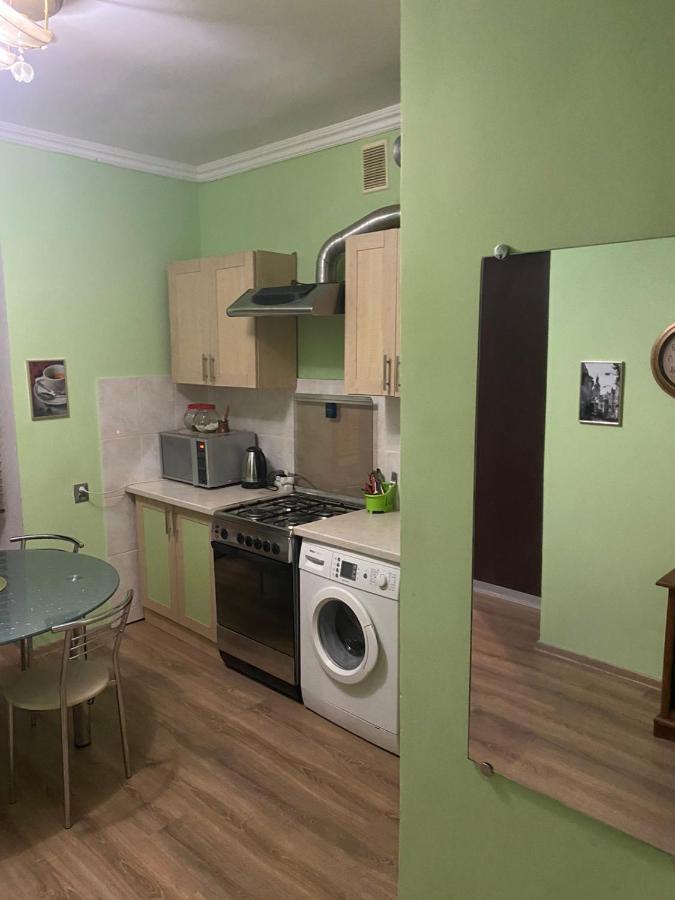 Apartment Cathedral Square Lviv Buitenkant foto